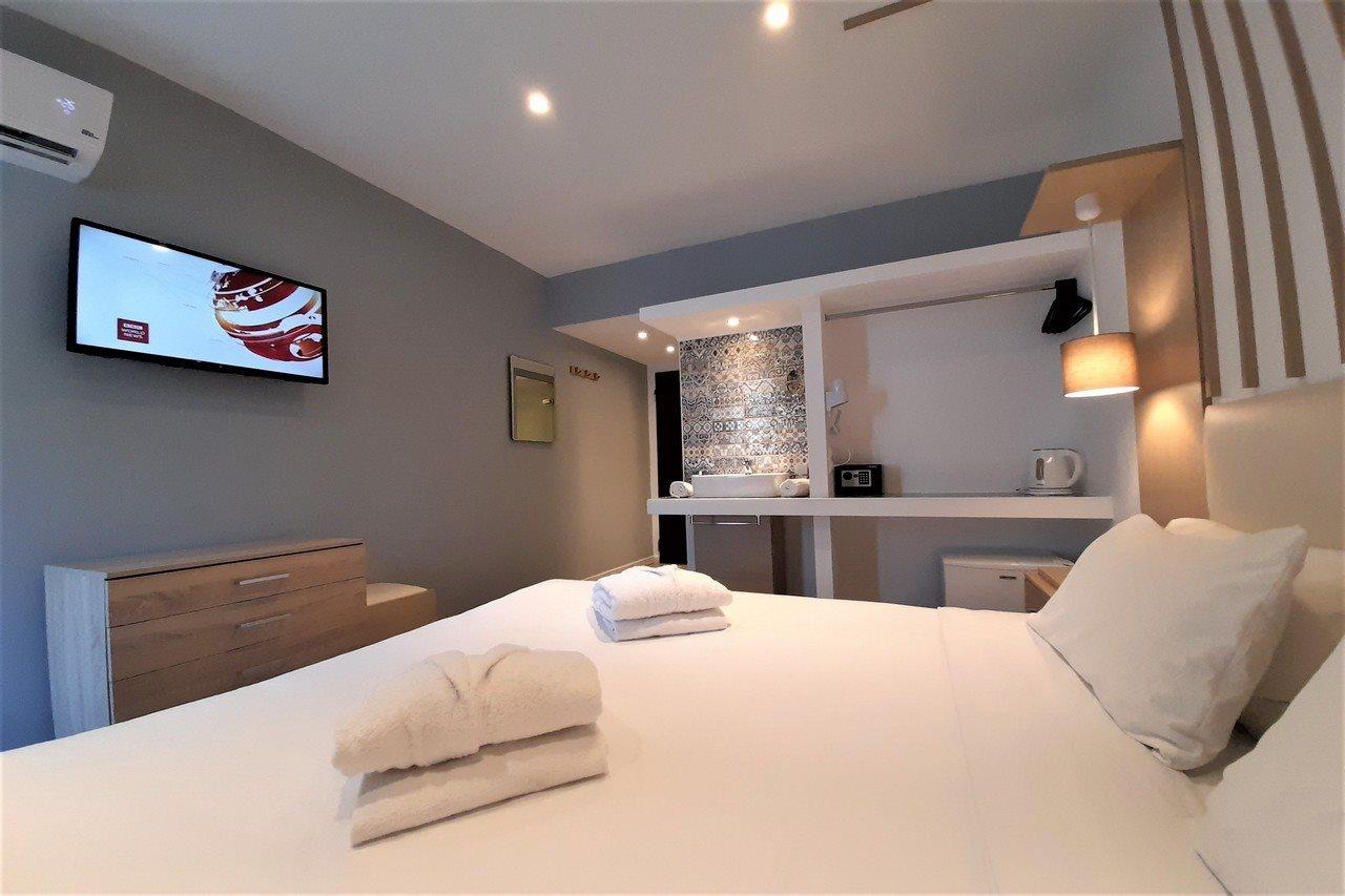 Elite Hotel
