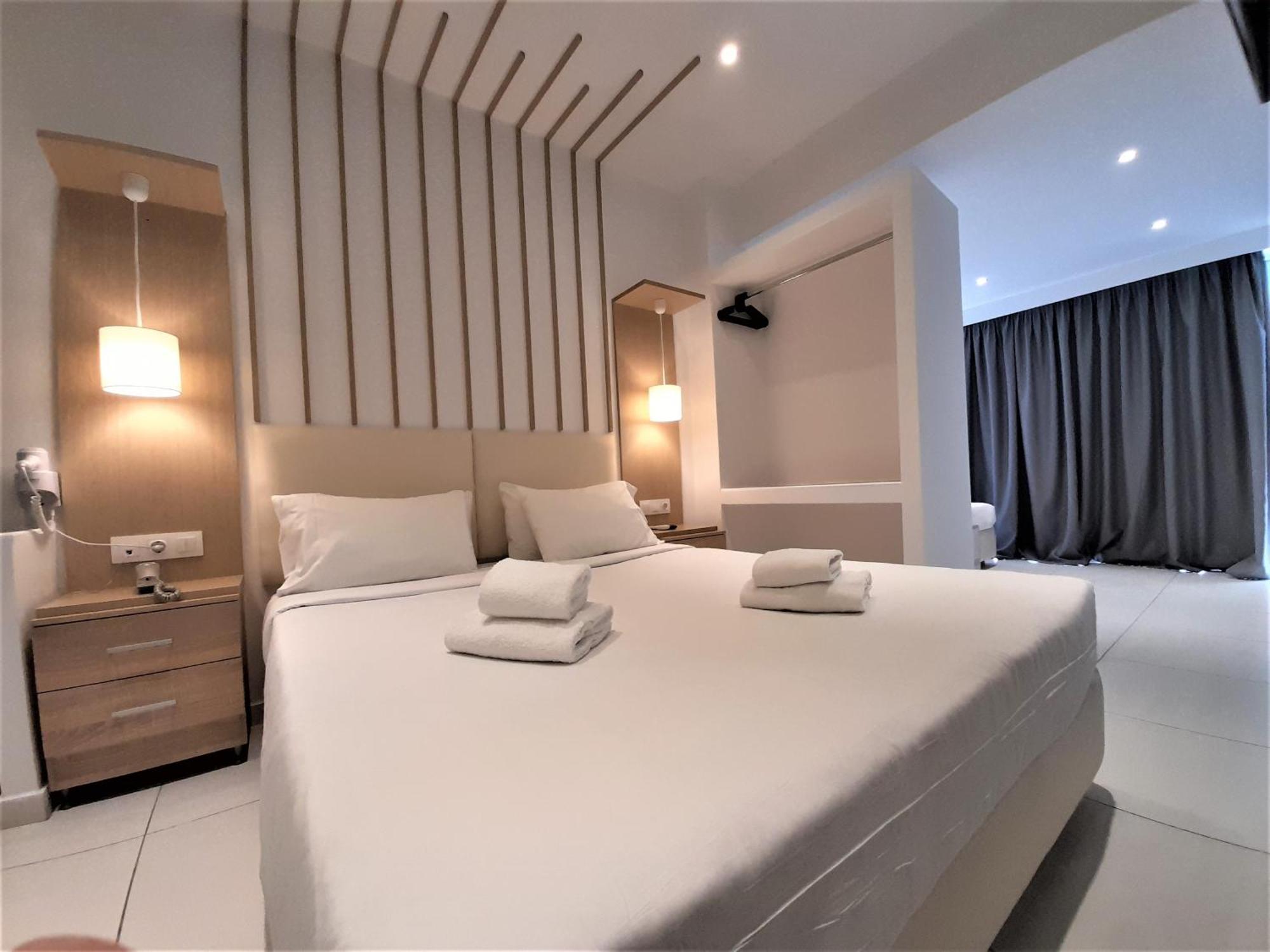 Elite Hotel 4*